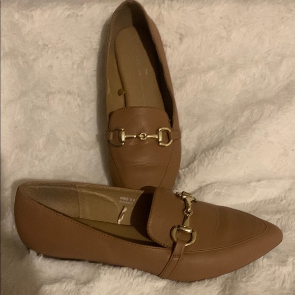 Report collection Elegant Tan Loafers - Picture 1 of 6